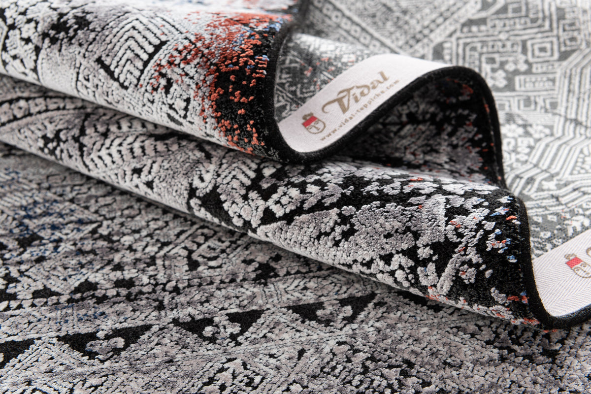 Rechteck Luxus Teppich Bad Ragaz in Grau von Hadorn™ - Lifestyle Image