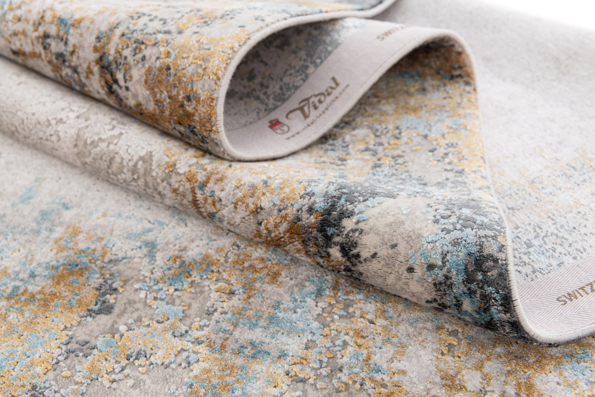 Rechteck Luxus Teppich Basel in Grau von Hadorn™ - Lifestyle Image