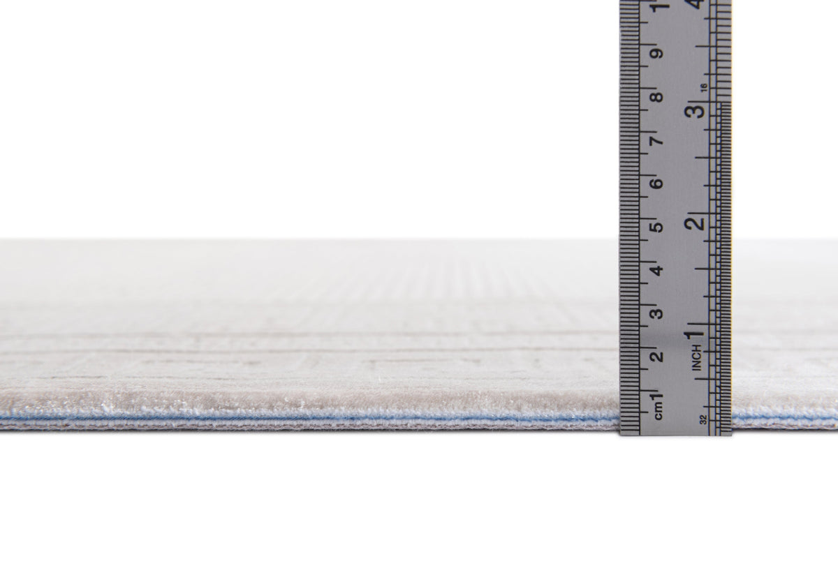 Rechteck Luxus Teppich Chiasso in Grau von Hadorn™ - Lifestyle Image