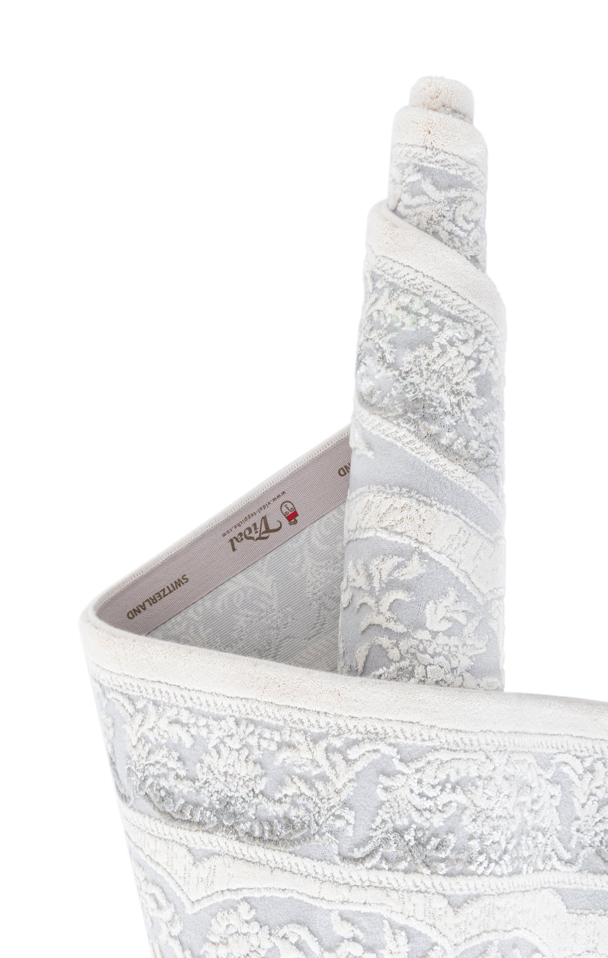 Oval Luxus Teppich Arosa in Weiss von Hadorn™ - Lifestyle Image