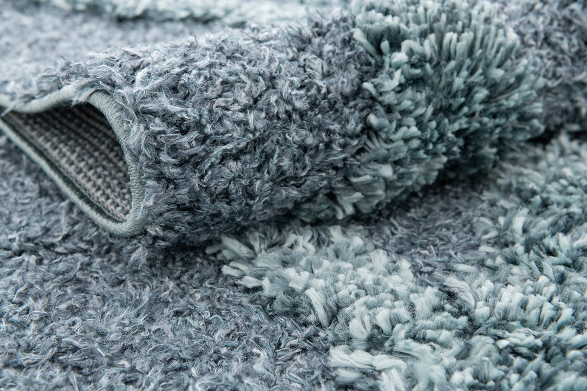 Rechteck Teppich Thun Tribus in Blau von Hadorn™ - Lifestyle Image