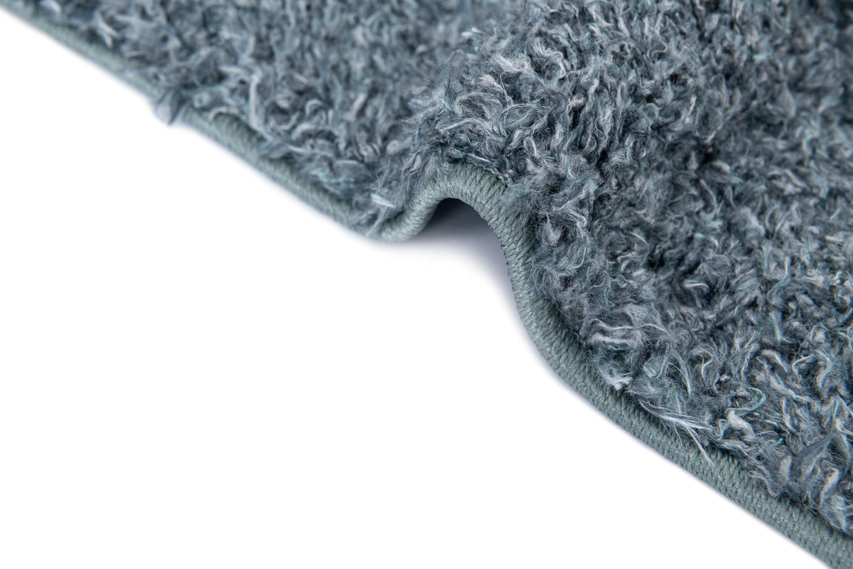 Rechteck Teppich Thun Tribus in Blau von Hadorn™ - Lifestyle Image