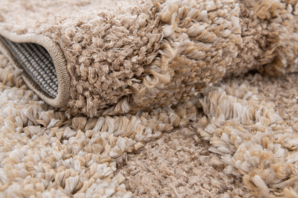 Rechteck Teppich Thun Tribus in Hellbraun von Hadorn™ - Lifestyle Image