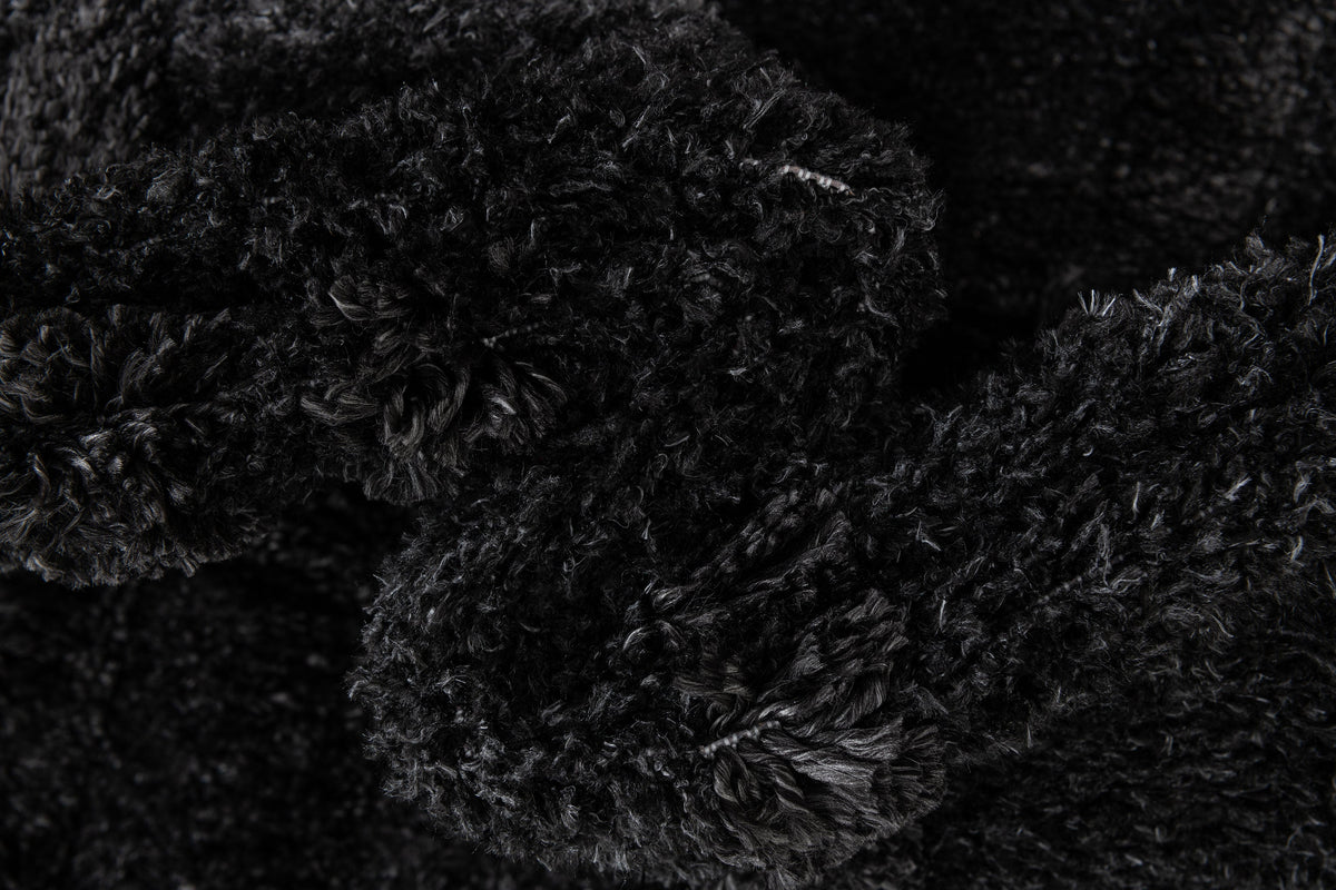 Rechteck Teppich Thun Artem in Schwarz von Hadorn™ - Lifestyle Image