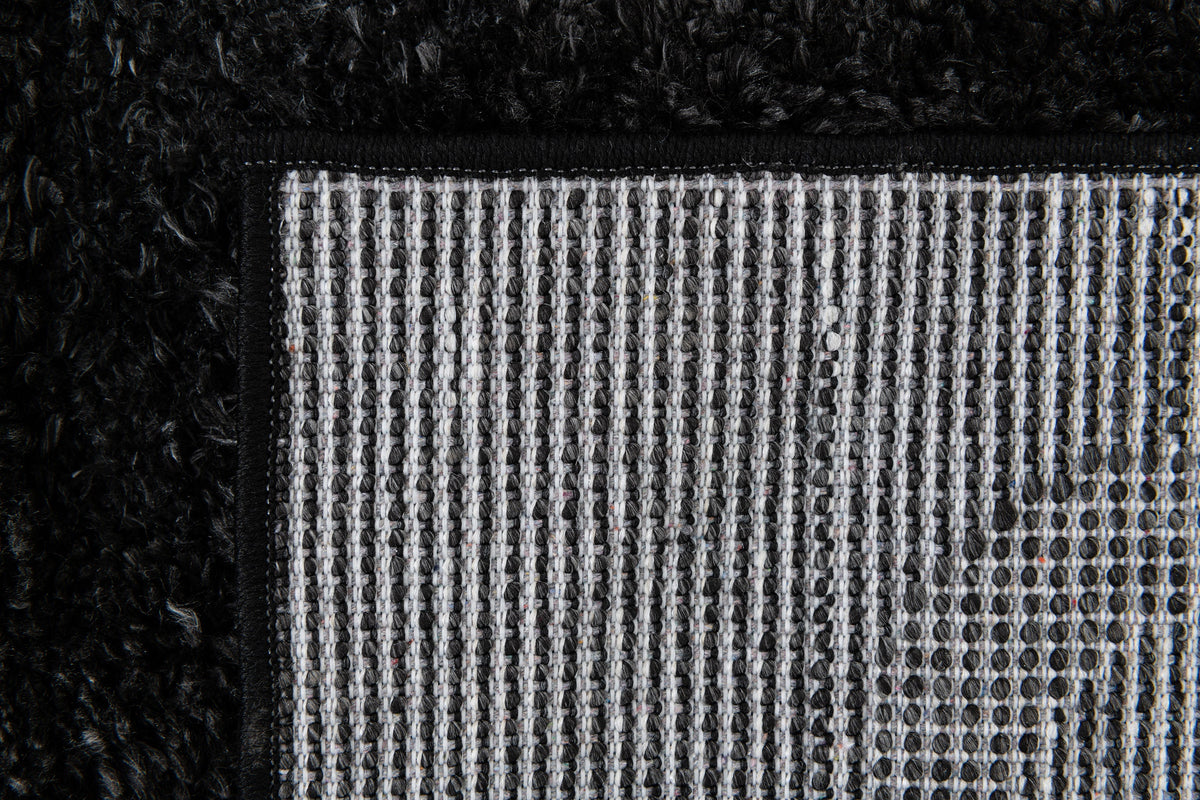 Rechteck Teppich Thun Artem in Schwarz von Hadorn™ - Lifestyle Image