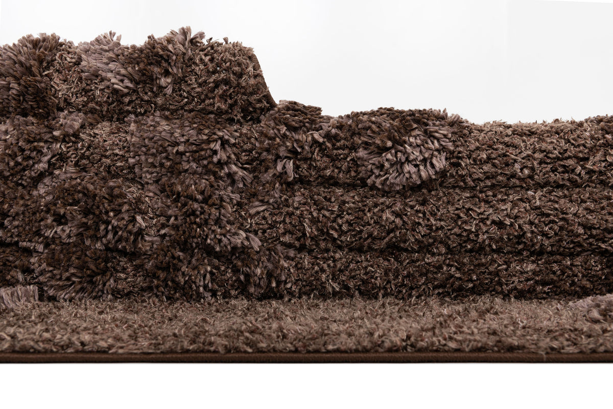 Rechteck Teppich Thun Scutum in Braun von Hadorn™ - Lifestyle Image