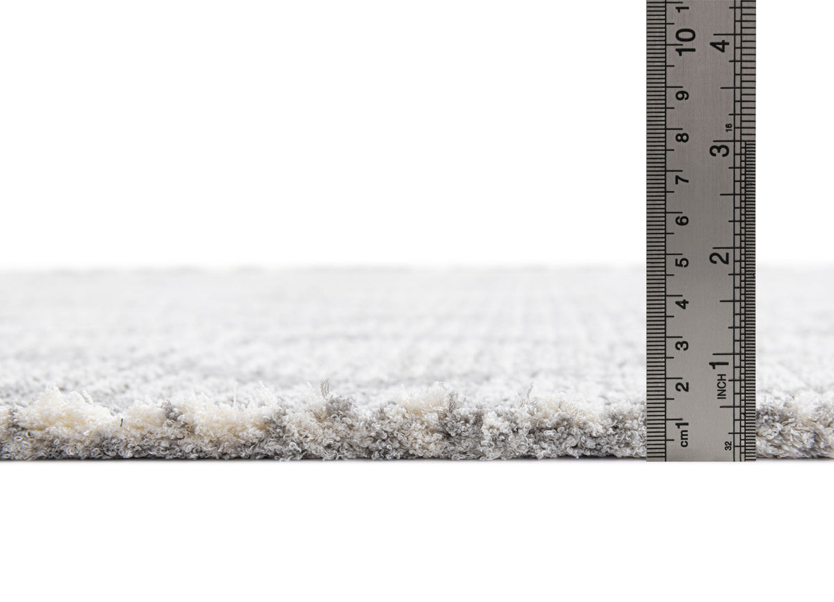 Läufer Teppich St. Gallen Folklore in Grau von Hadorn™ - Lifestyle Image