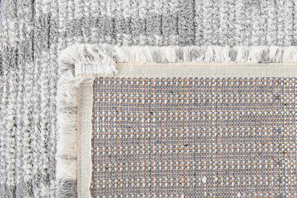 Rechteck Teppich St. Gallen Folklore in Grau von Hadorn™ - Lifestyle Image