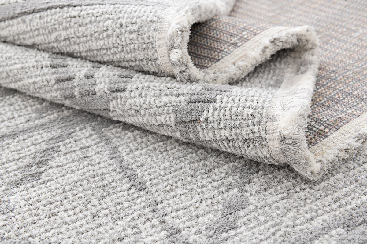 Läufer Teppich St. Gallen Folklore in Grau von Hadorn™ - Lifestyle Image