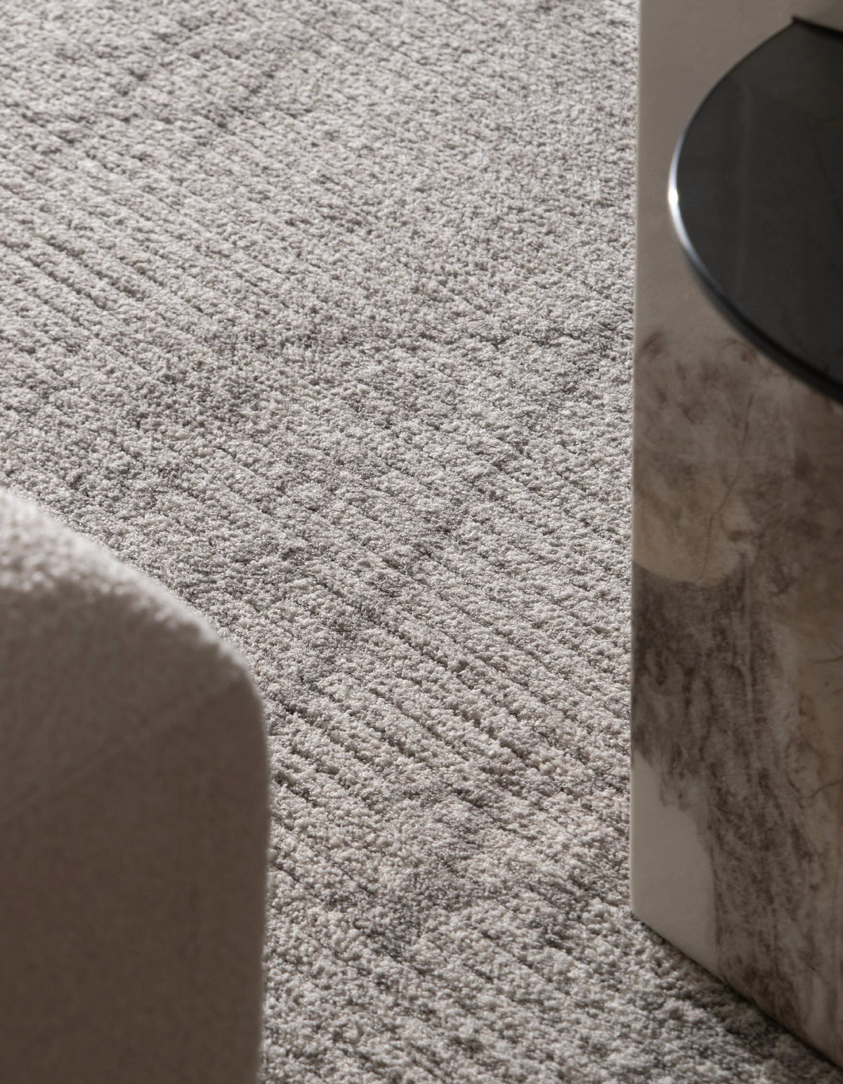 Läufer Teppich St. Gallen Folklore in Grau von Hadorn™ - Lifestyle Image