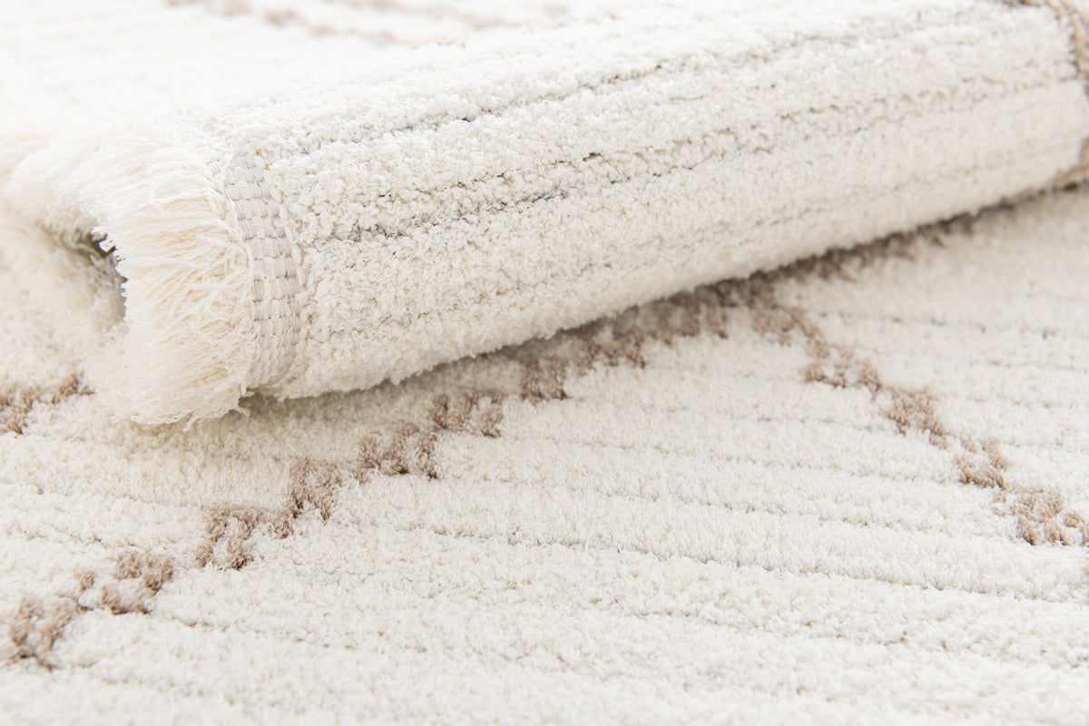 Rechteck Teppich St. Gallen Folklore in Weiss von Hadorn™ - Lifestyle Image