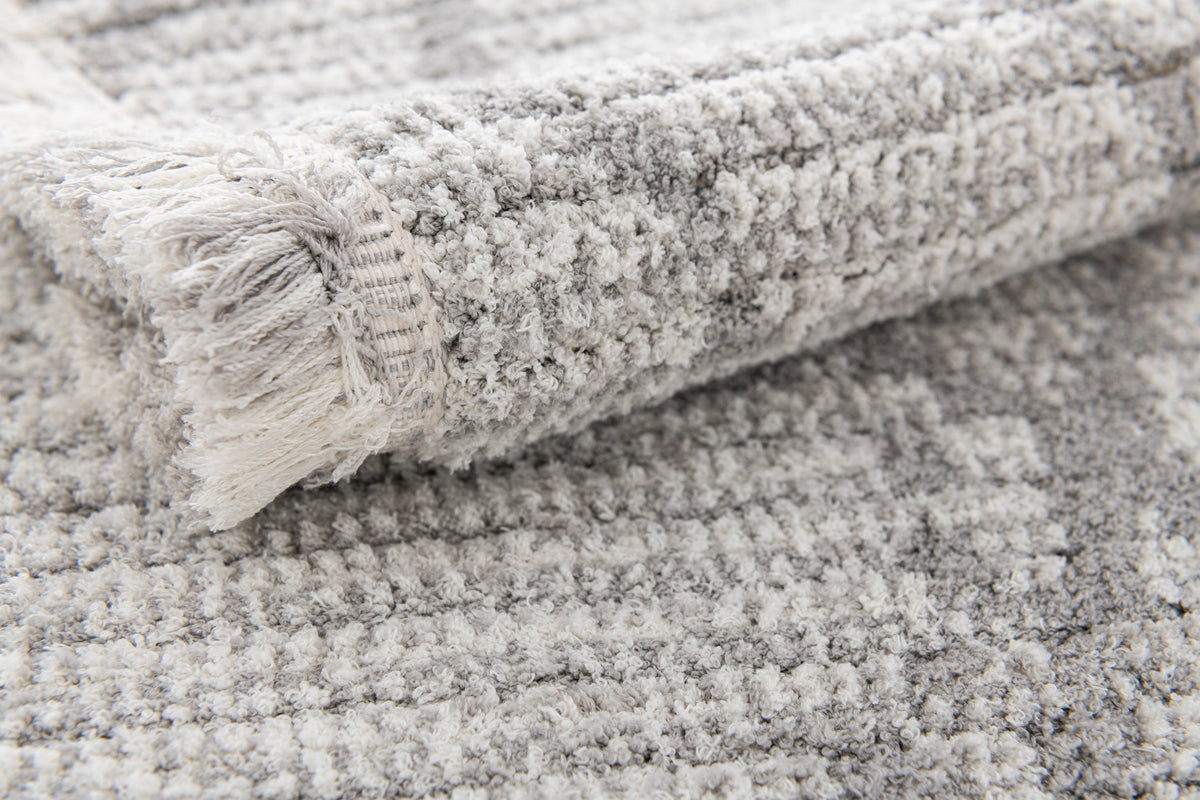 Rechteck Teppich St. Gallen Folklore in Grau von Hadorn™ - Lifestyle Image