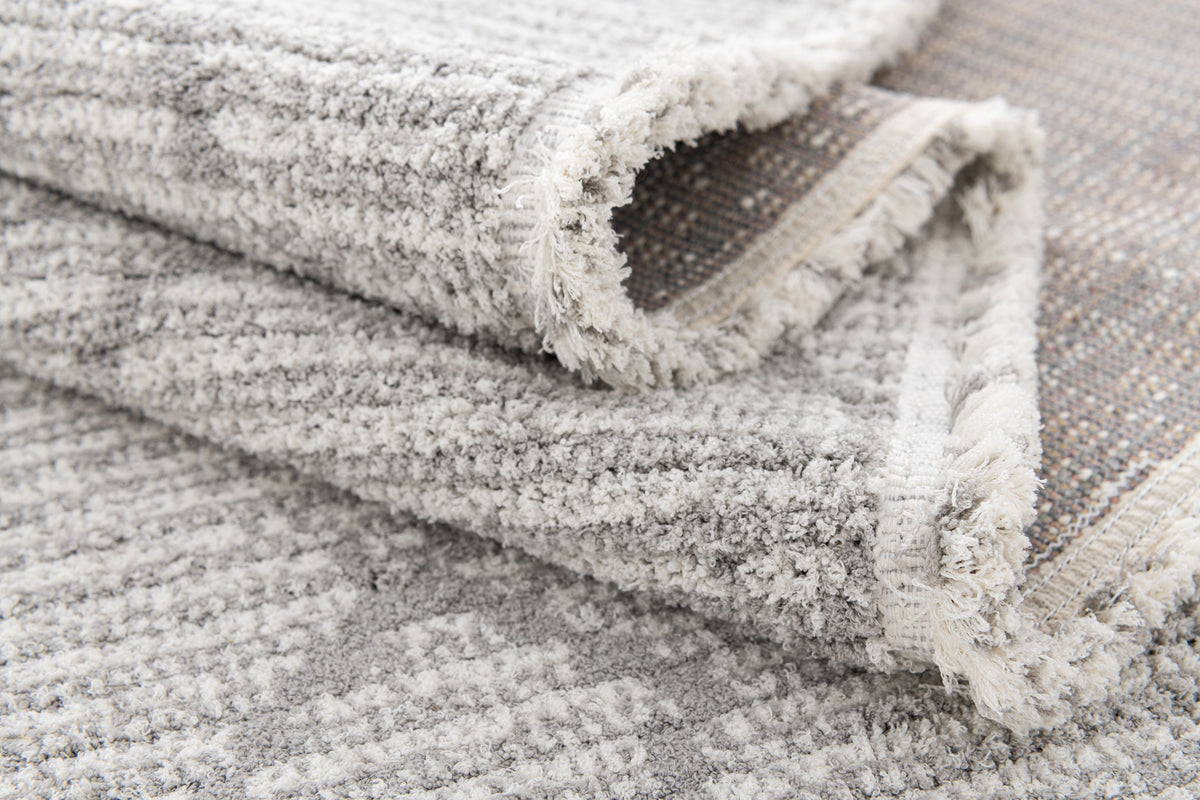 Rechteck Teppich St. Gallen Folklore in Grau von Hadorn™ - Lifestyle Image