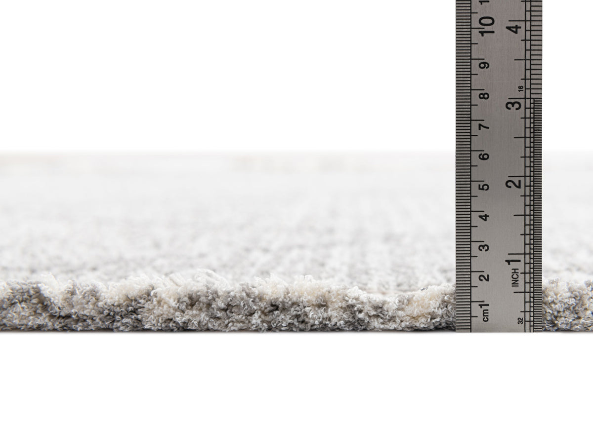 Läufer Teppich St. Gallen Folklore in Grau von Hadorn™ - Lifestyle Image