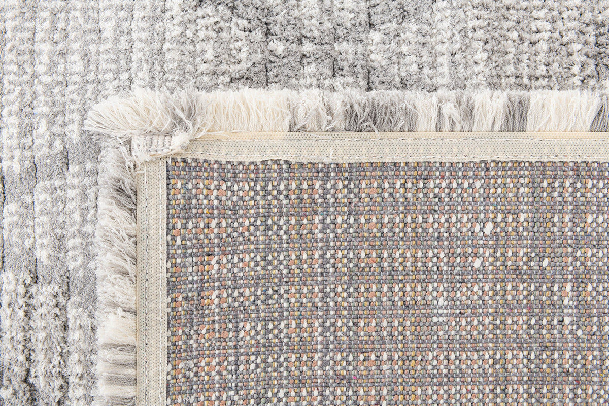 Rechteck Teppich St. Gallen Folklore in Grau von Hadorn™ - Lifestyle Image