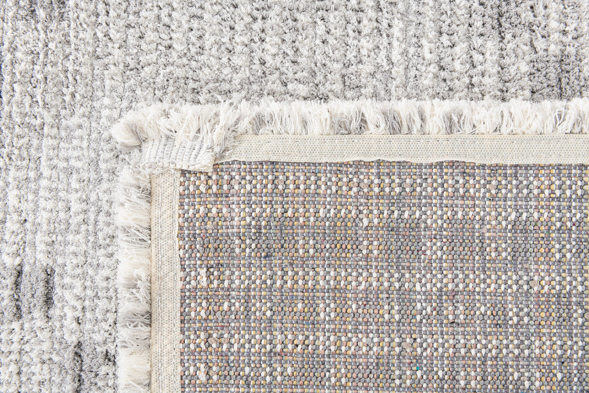 Rechteck Teppich St. Gallen Folklore in Grau von Hadorn™ - Lifestyle Image