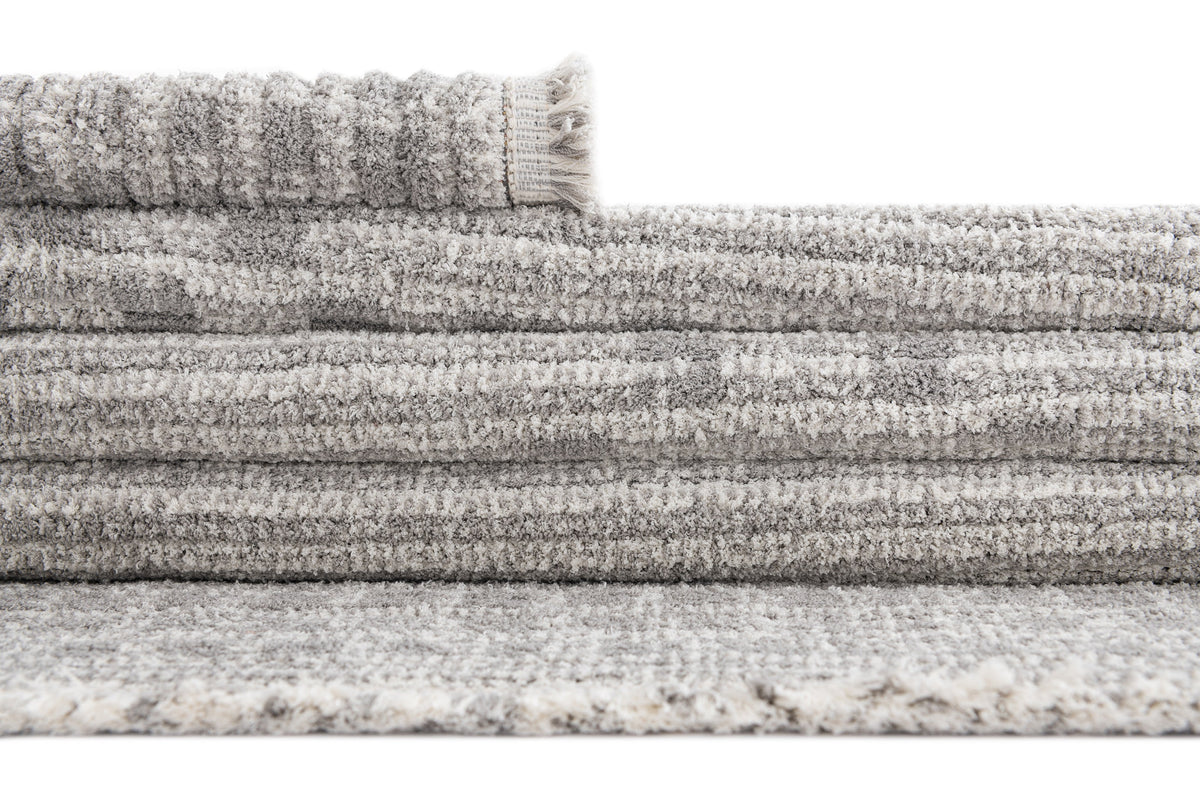 Rechteck Teppich St. Gallen Folklore in Grau von Hadorn™ - Lifestyle Image