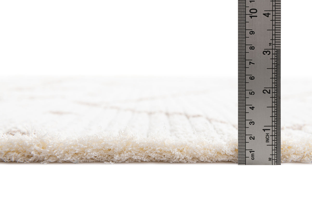 Rechteck Teppich St. Gallen Folklore in Weiss von Hadorn™ - Lifestyle Image