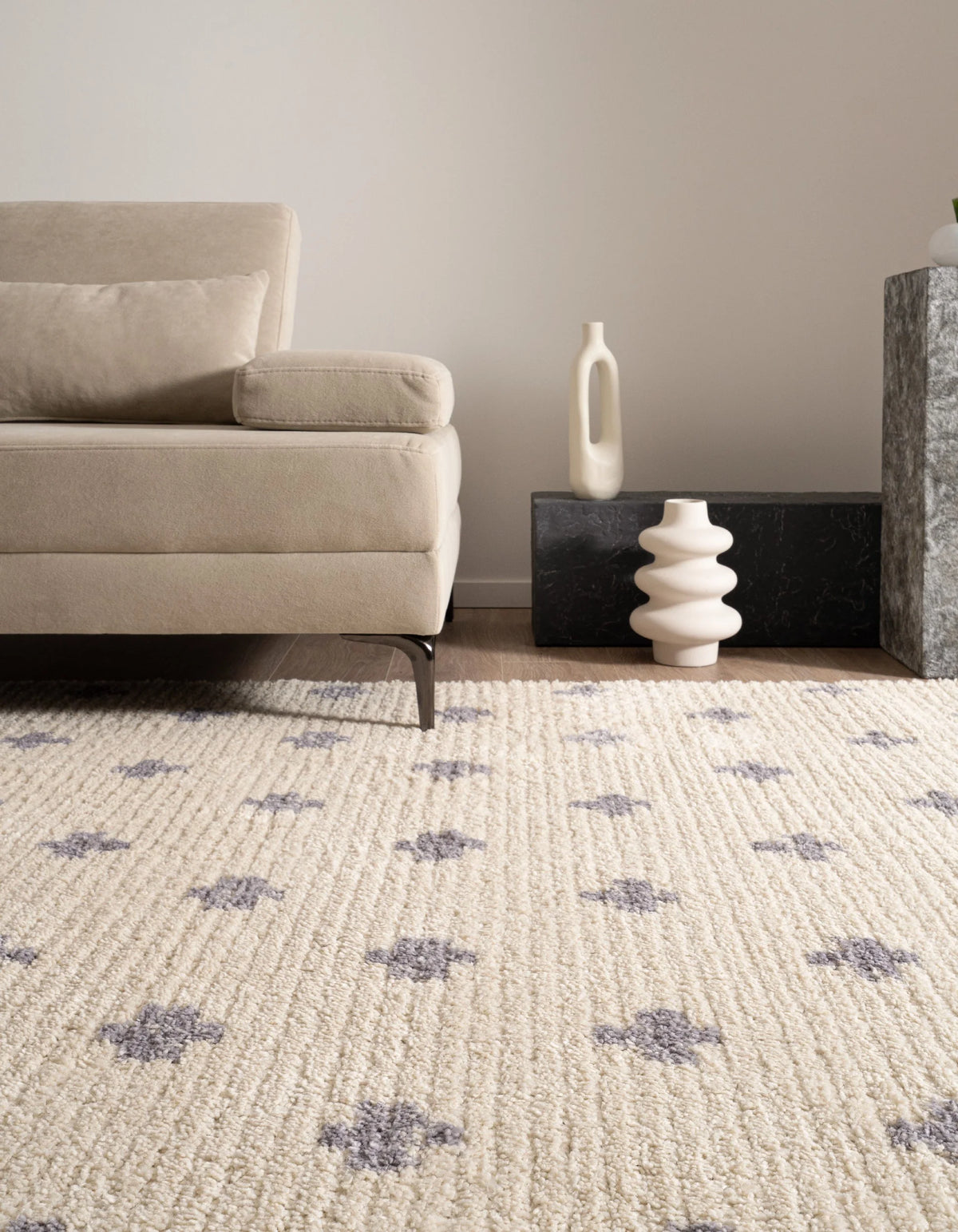 Rechteck Teppich Frauenfeld Rood in Beige von Hadorn™ - Lifestyle Image