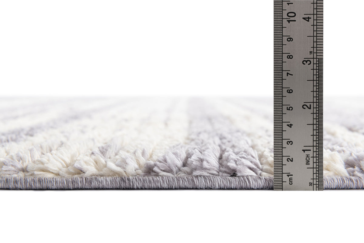 Läufer Teppich Frauenfeld Linea in Beige von Hadorn™ - Lifestyle Image