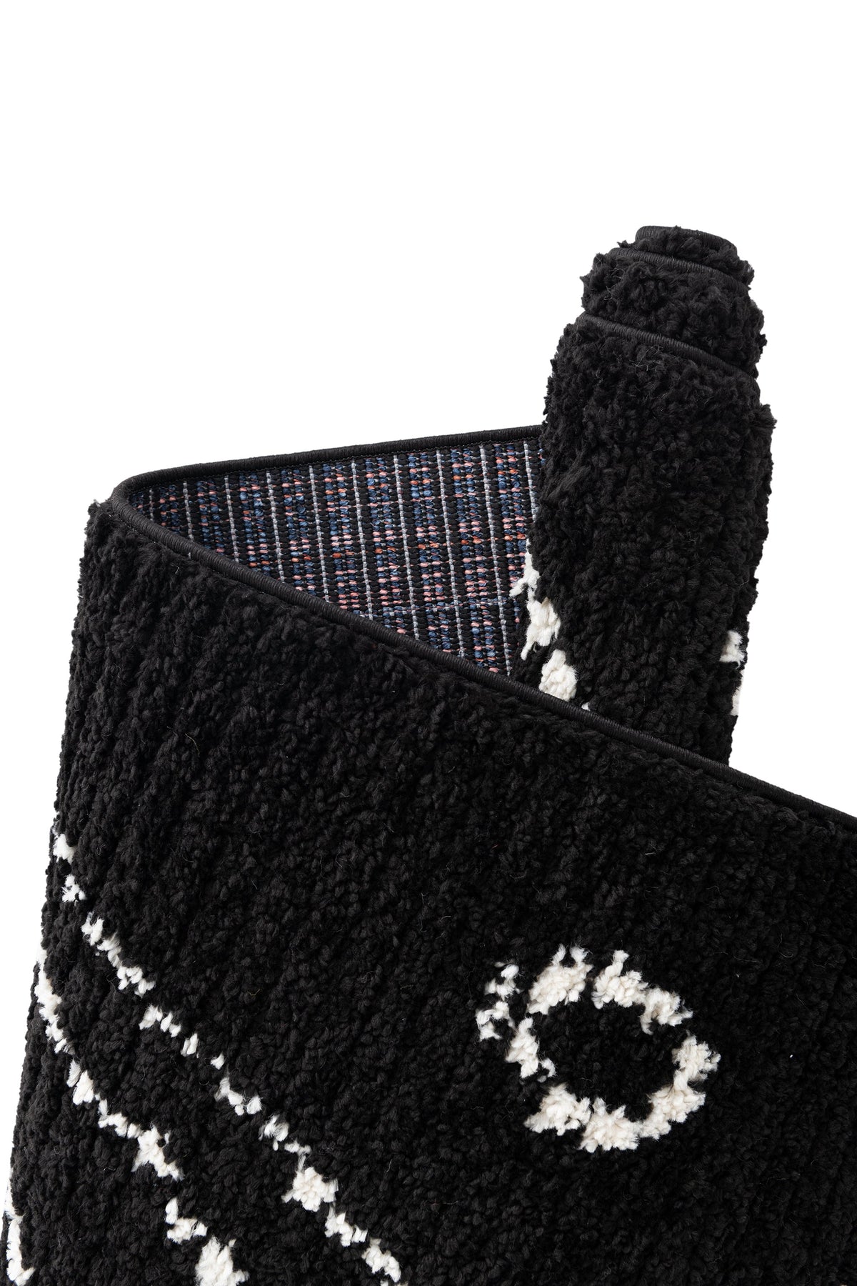 Läufer Teppich Frauenfeld Vaiana in Schwarz von Hadorn™ - Lifestyle Image