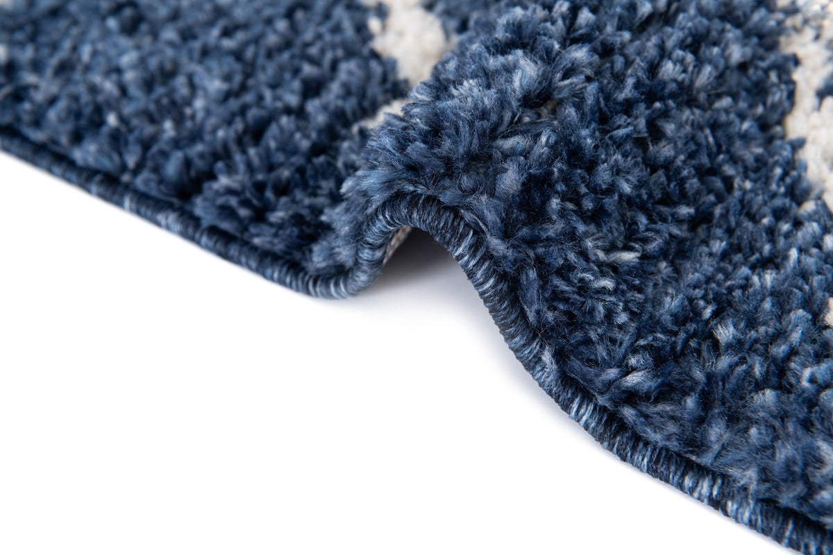 Läufer Teppich Frauenfeld Diamond in Blau von Hadorn™ - Lifestyle Image