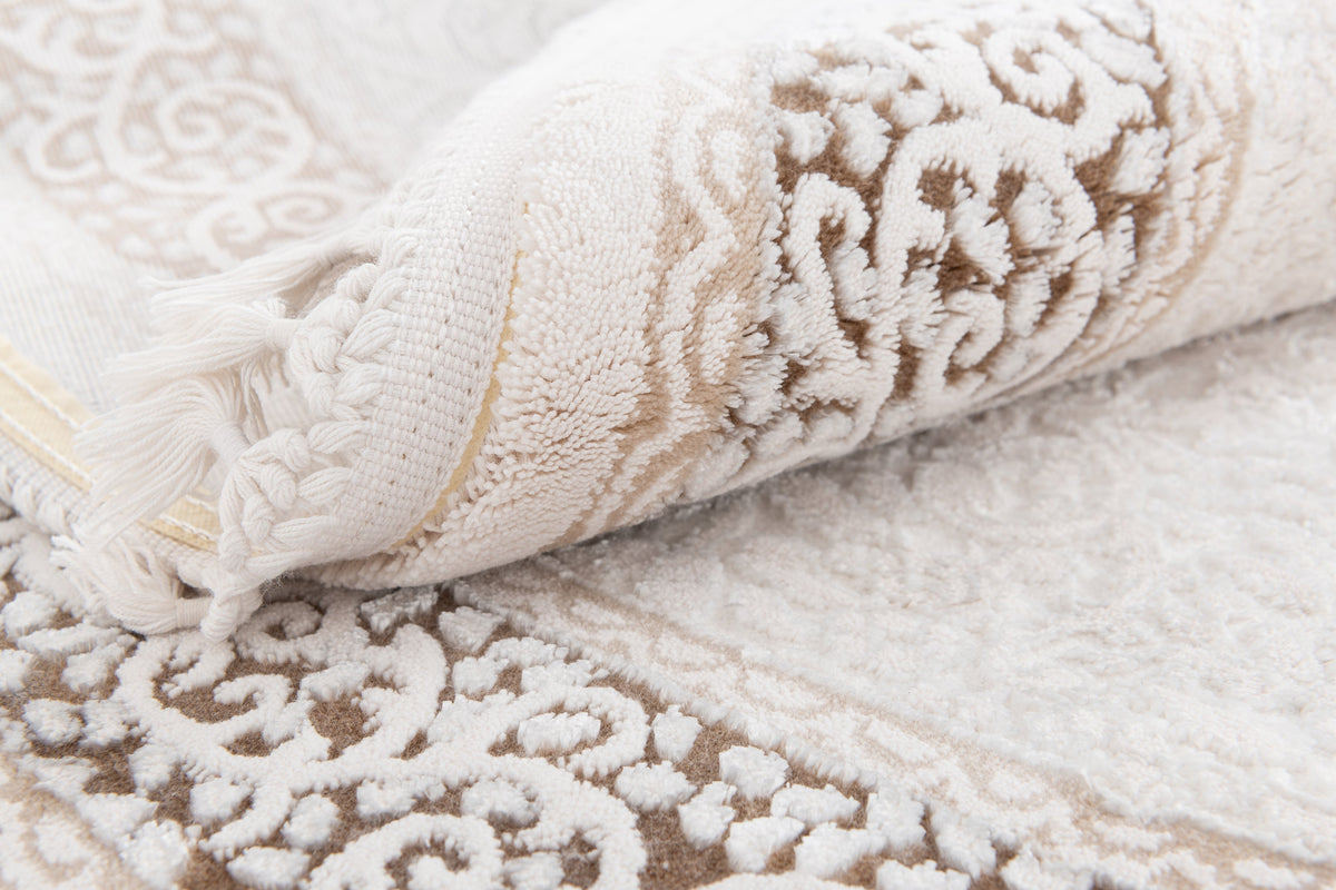 Rechteck Luxus Teppich Arosa in Weiss von Hadorn™ - Lifestyle Image