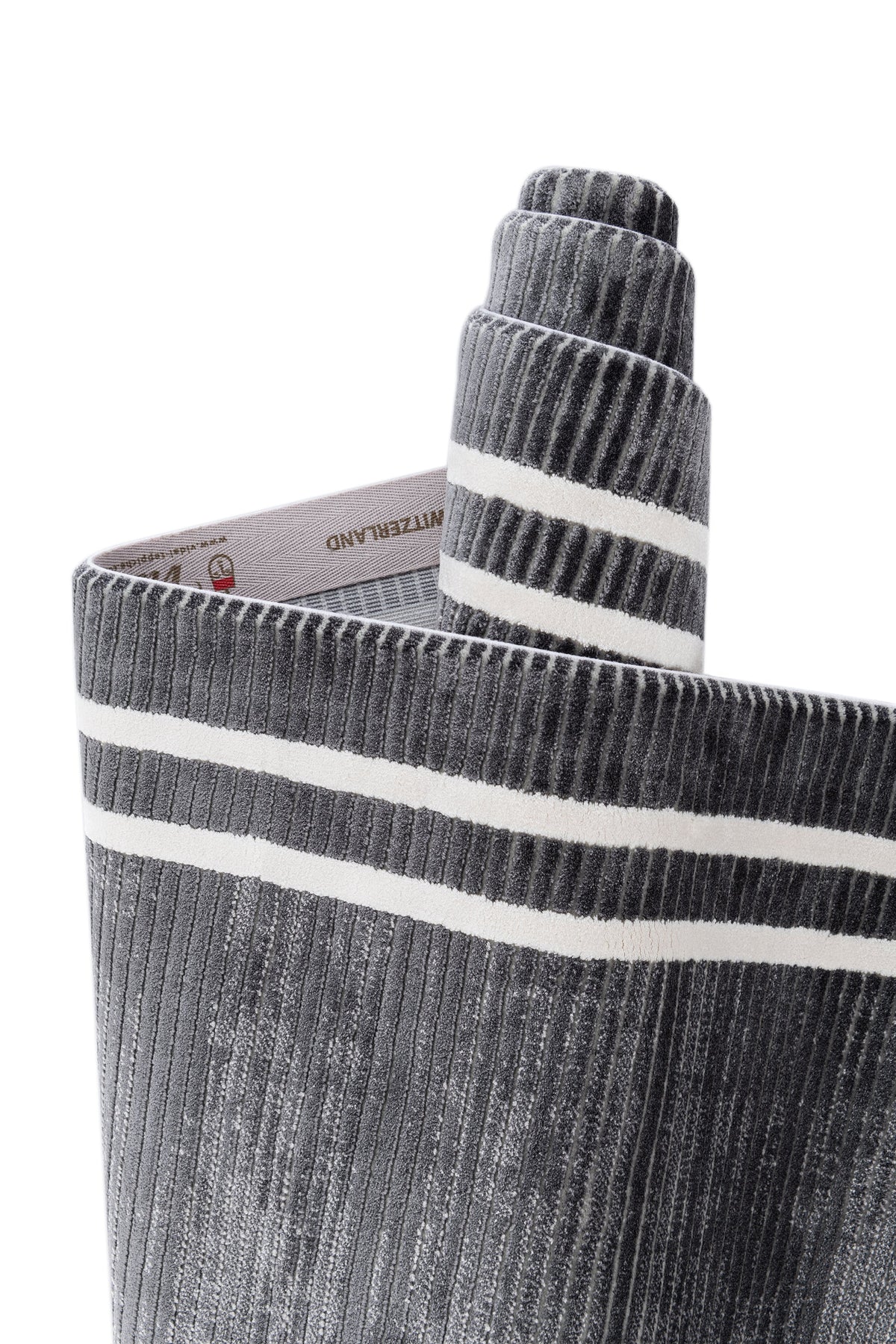 Rechteck Luxus Teppich Flims in Grau von Hadorn™ - Lifestyle Image