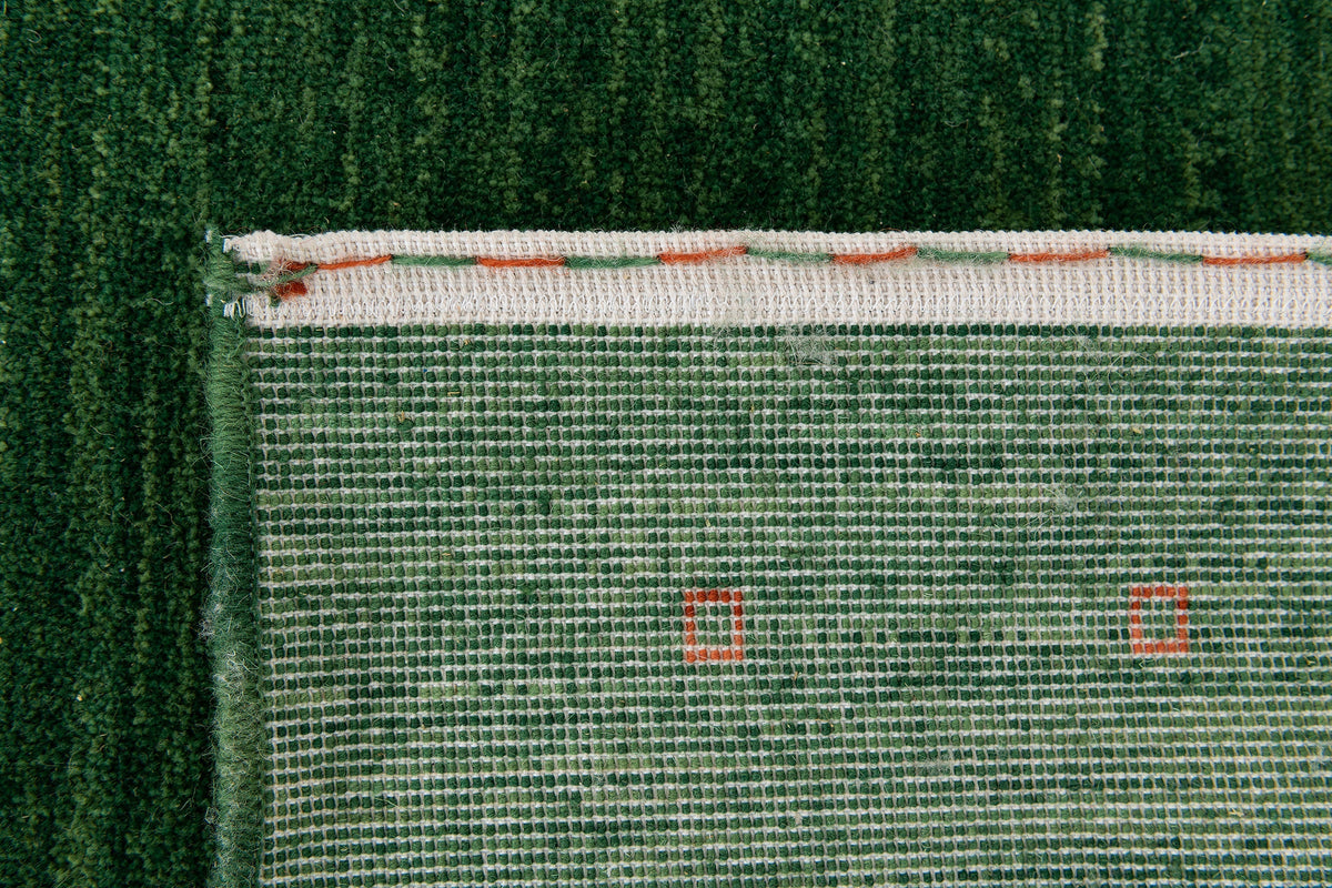 Rund Teppich Emmen in Grün von Hadorn™ - Lifestyle Image