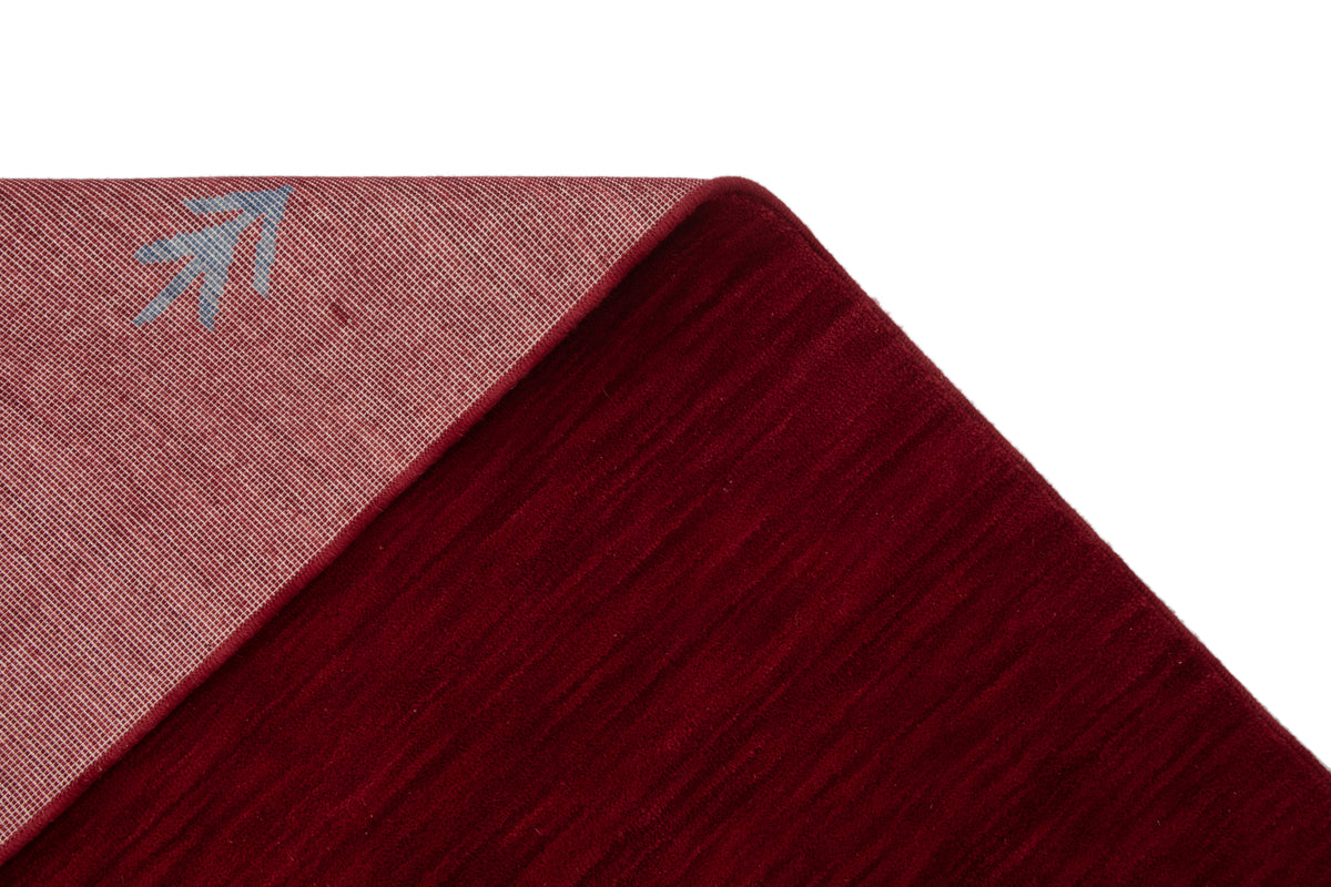 Quadratisch Teppich Emmen in Rot von Hadorn™ - Lifestyle Image