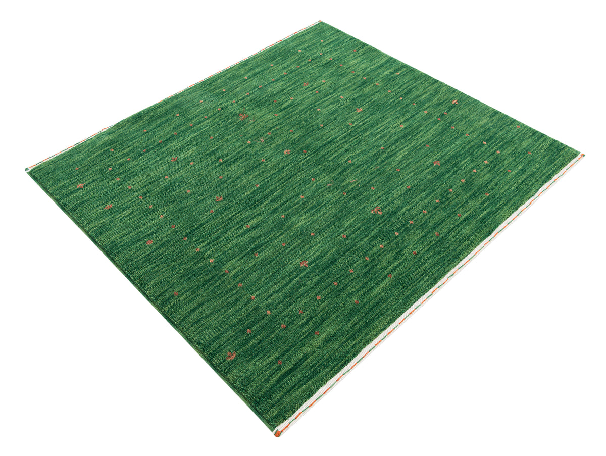 Quadratisch Teppich Emmen in Grün von Hadorn™ - Lifestyle Image