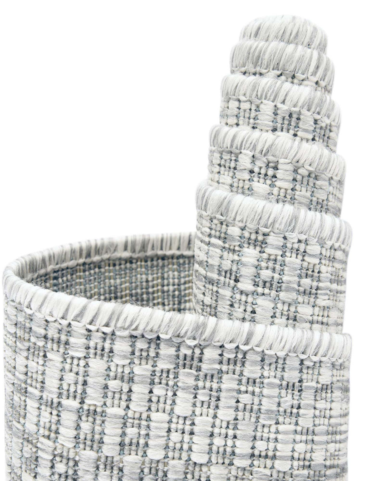 Rechteck Outdoor Teppich Outdoor Solid in Hellgrau von Hadorn™ - Lifestyle Image