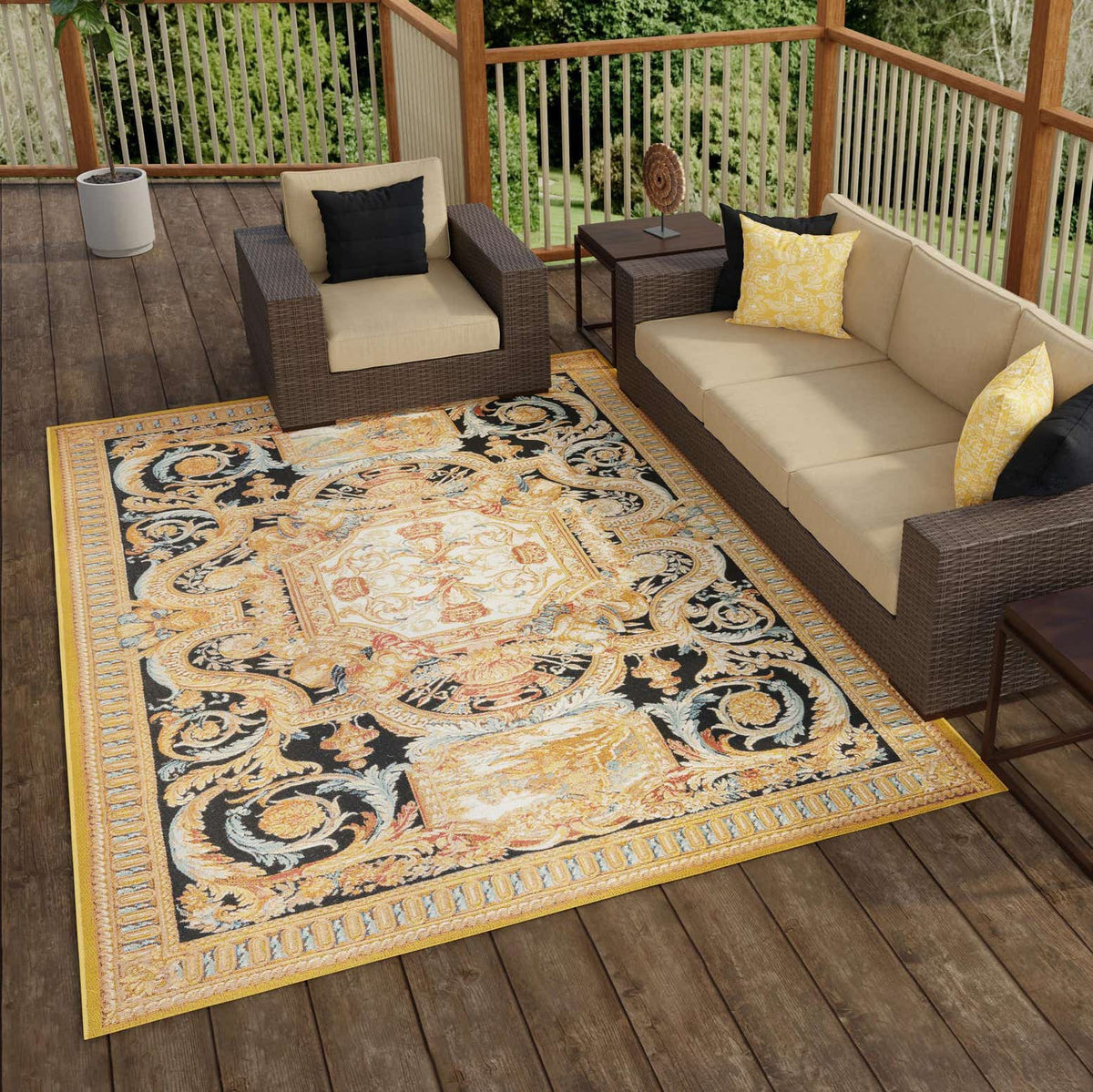 Outdoor Traditional