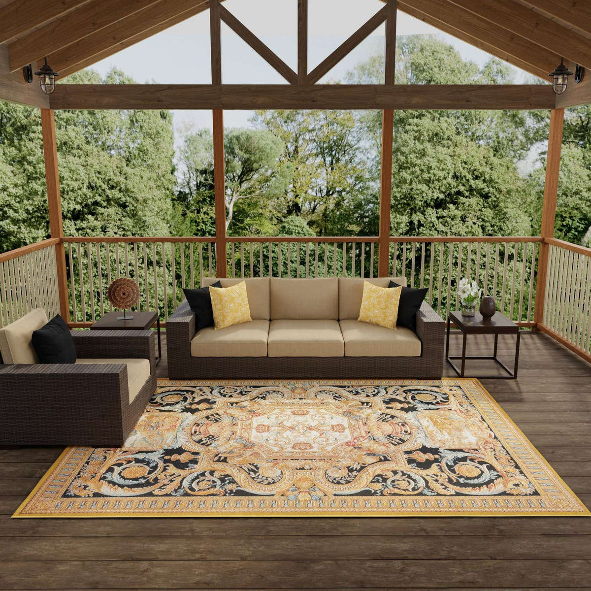 Outdoor Traditional