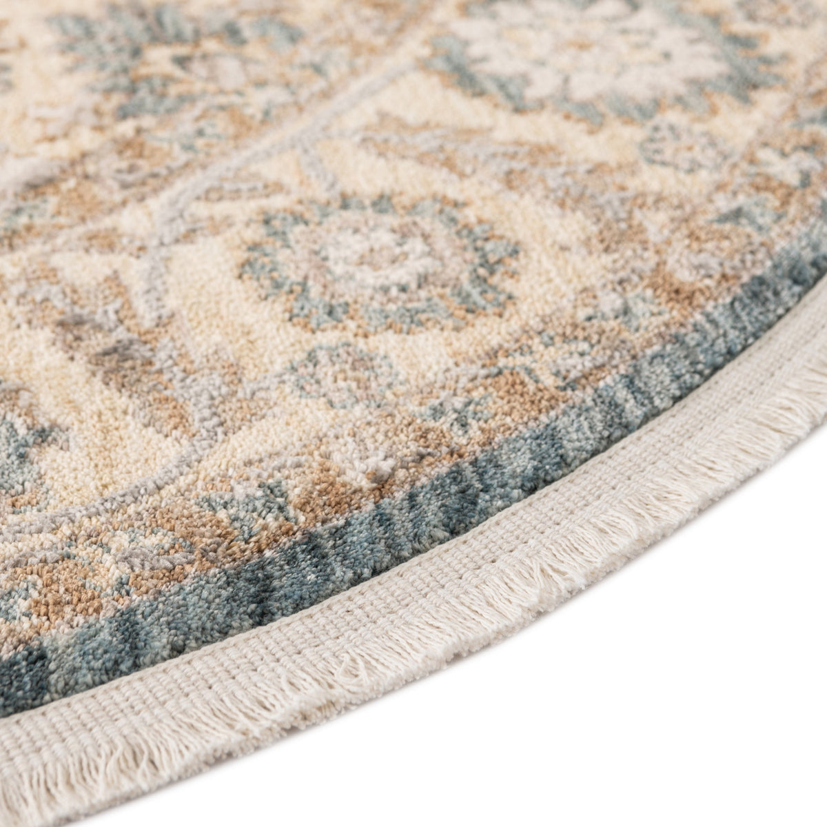 Oval Teppich Zora Classical in Blau von Hadorn™ - Lifestyle Image