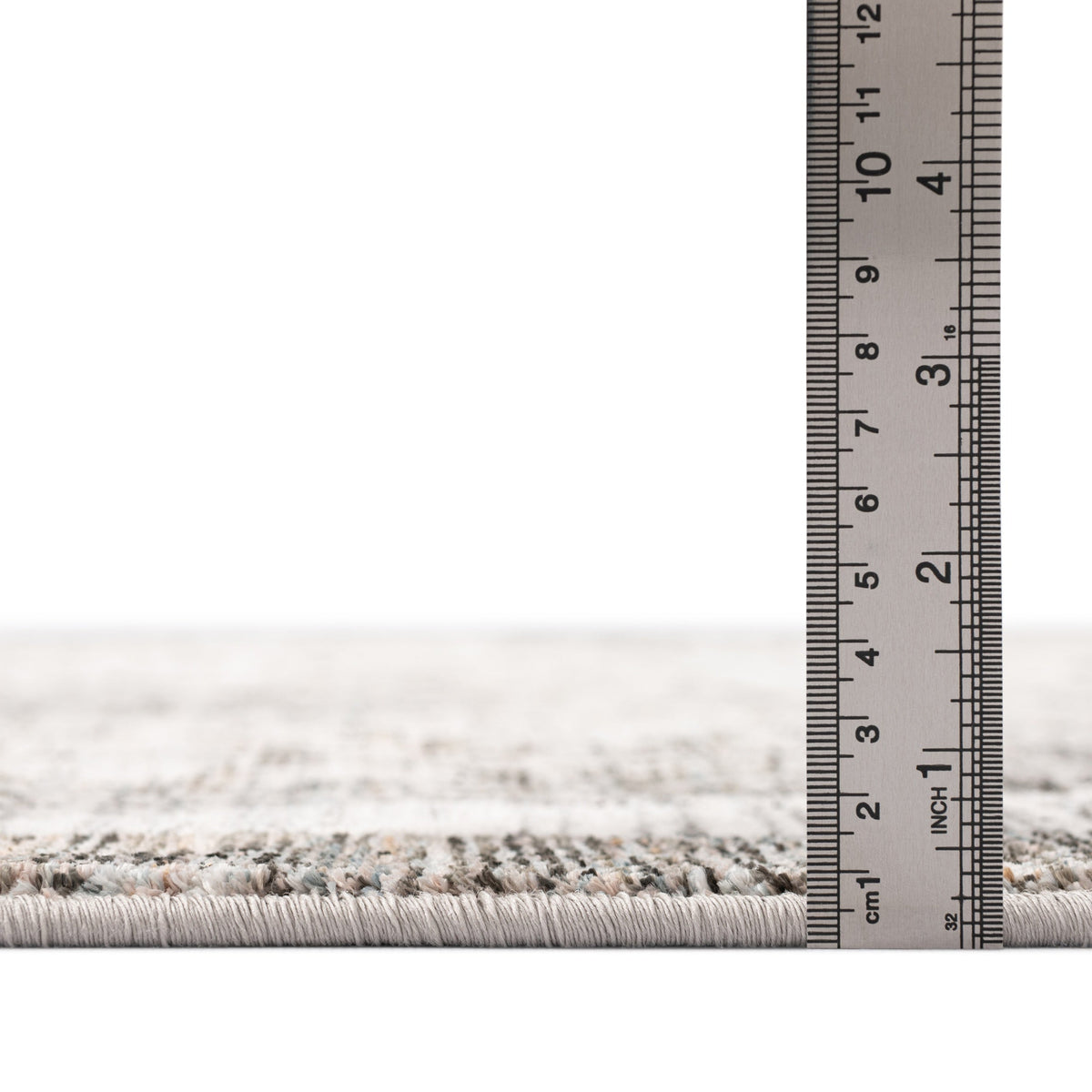 Oval Teppich Zora Mosaic in Grau von Hadorn™ - Lifestyle Image