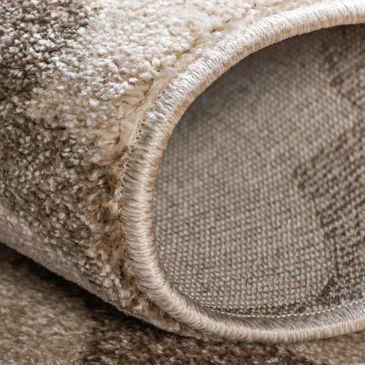 Rechteck Teppich Trellis in Beige von Hadorn™ - Lifestyle Image