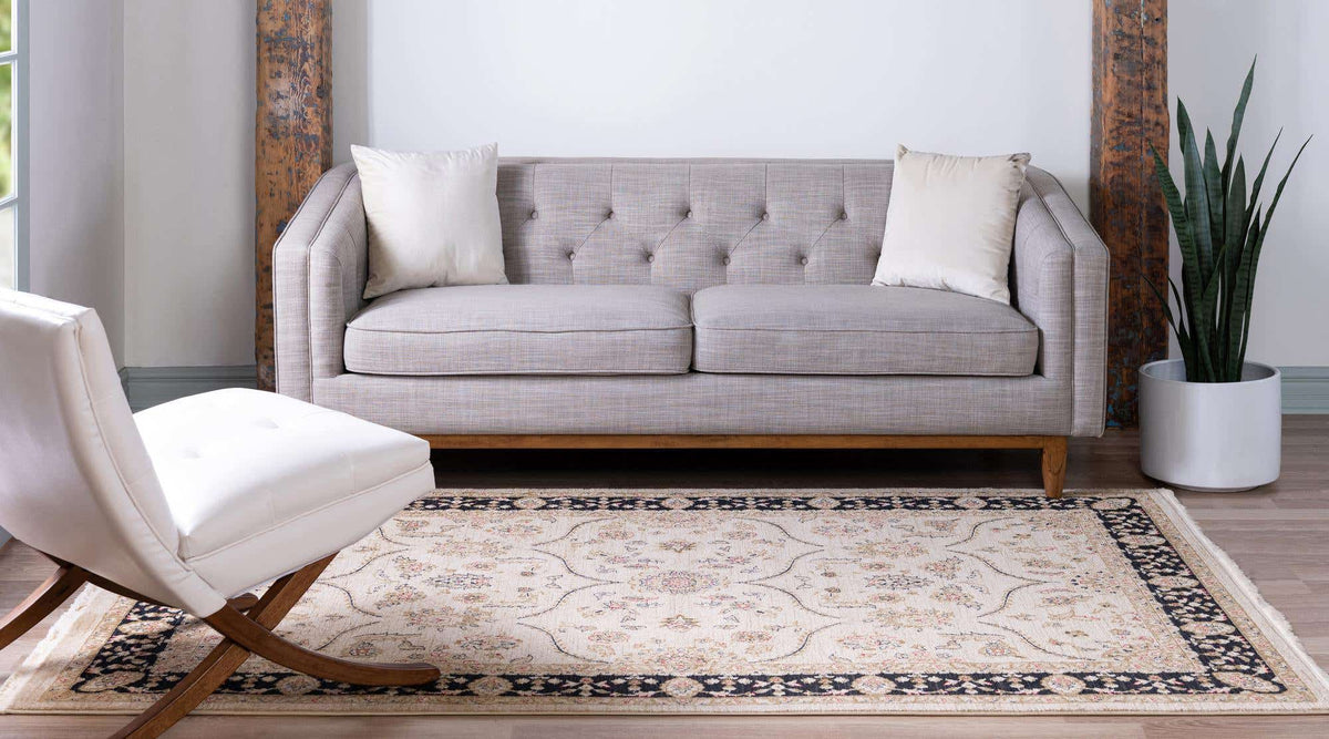 Rechteck Teppich Kensington in Beige von Hadorn™ - Lifestyle Image