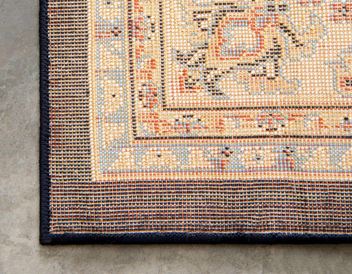 Rechteck Teppich Kashan Design in Blau von Hadorn™ - Lifestyle Image
