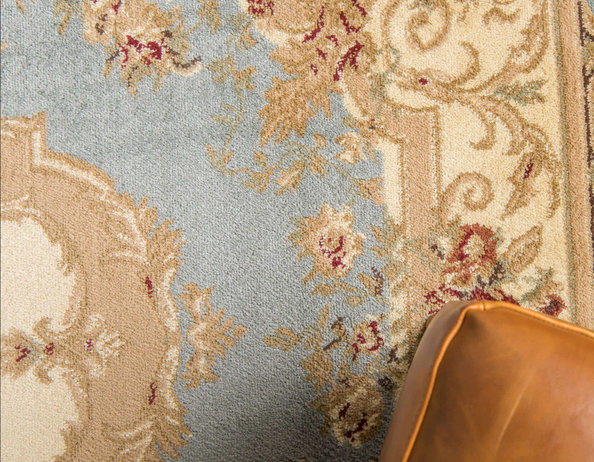 Rund Teppich Classic Aubusson in Hellblau von Hadorn™ - Lifestyle Image