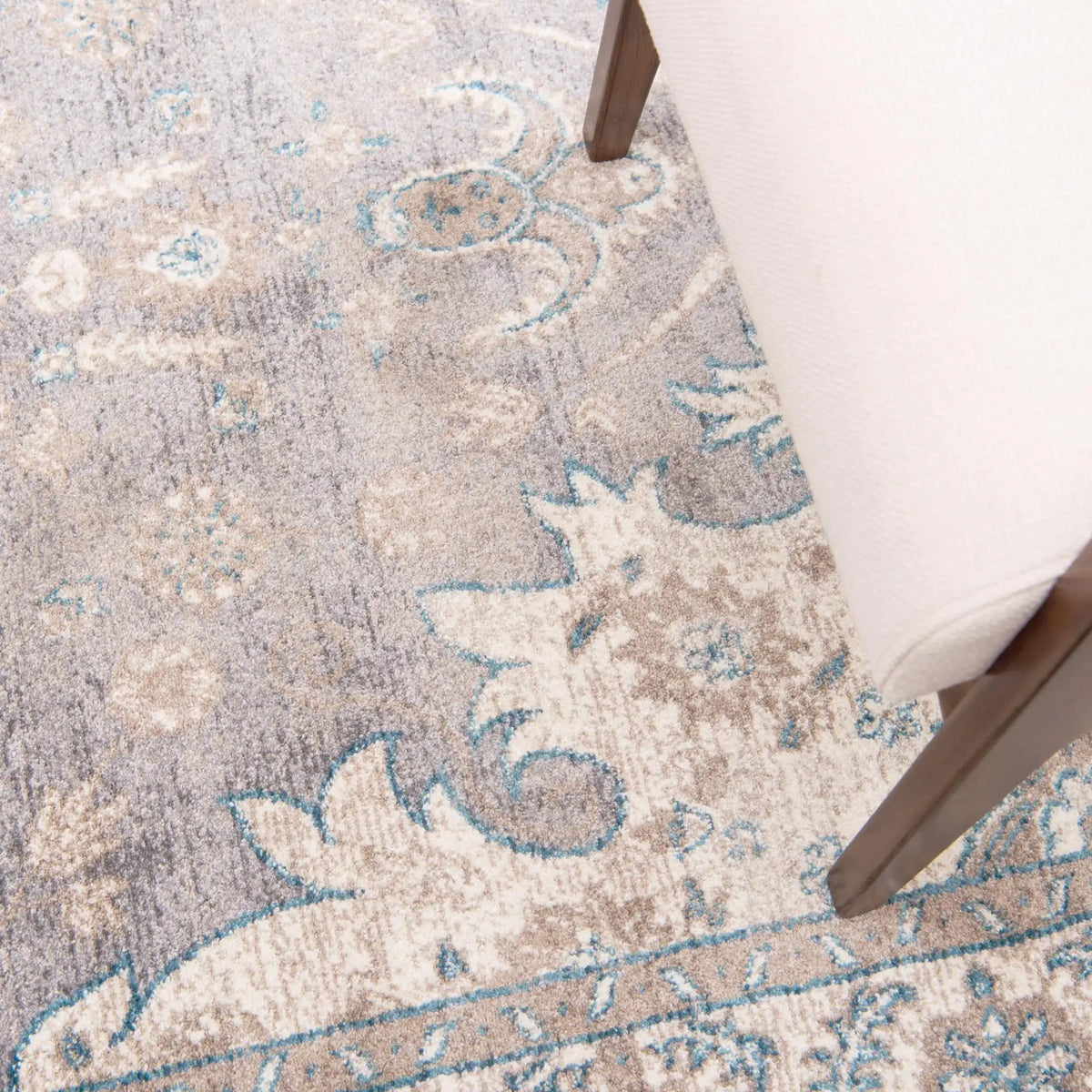 Rechteck Teppich Vienna in Grau von Hadorn™ - Lifestyle Image