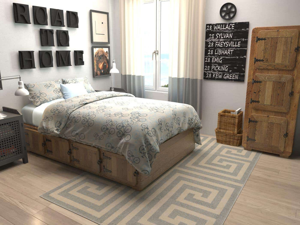 Rechteck Teppich Greek Key in Grau von Hadorn™ - Lifestyle Image