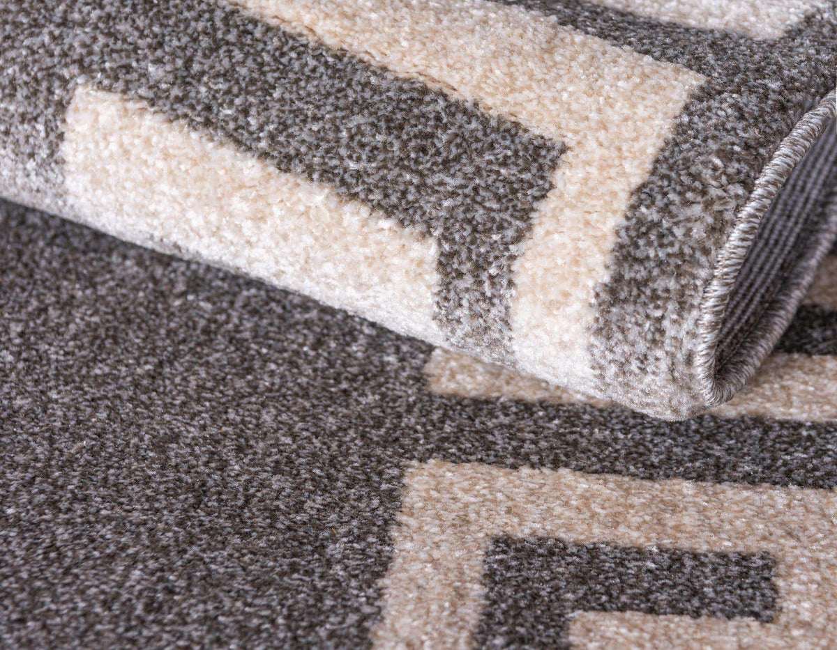 Rechteck Teppich Greek Key in Grau von Hadorn™ - Lifestyle Image