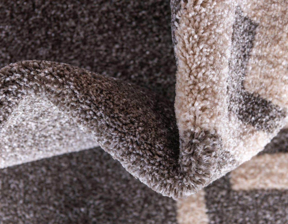 Rechteck Teppich Greek Key in Grau von Hadorn™ - Lifestyle Image