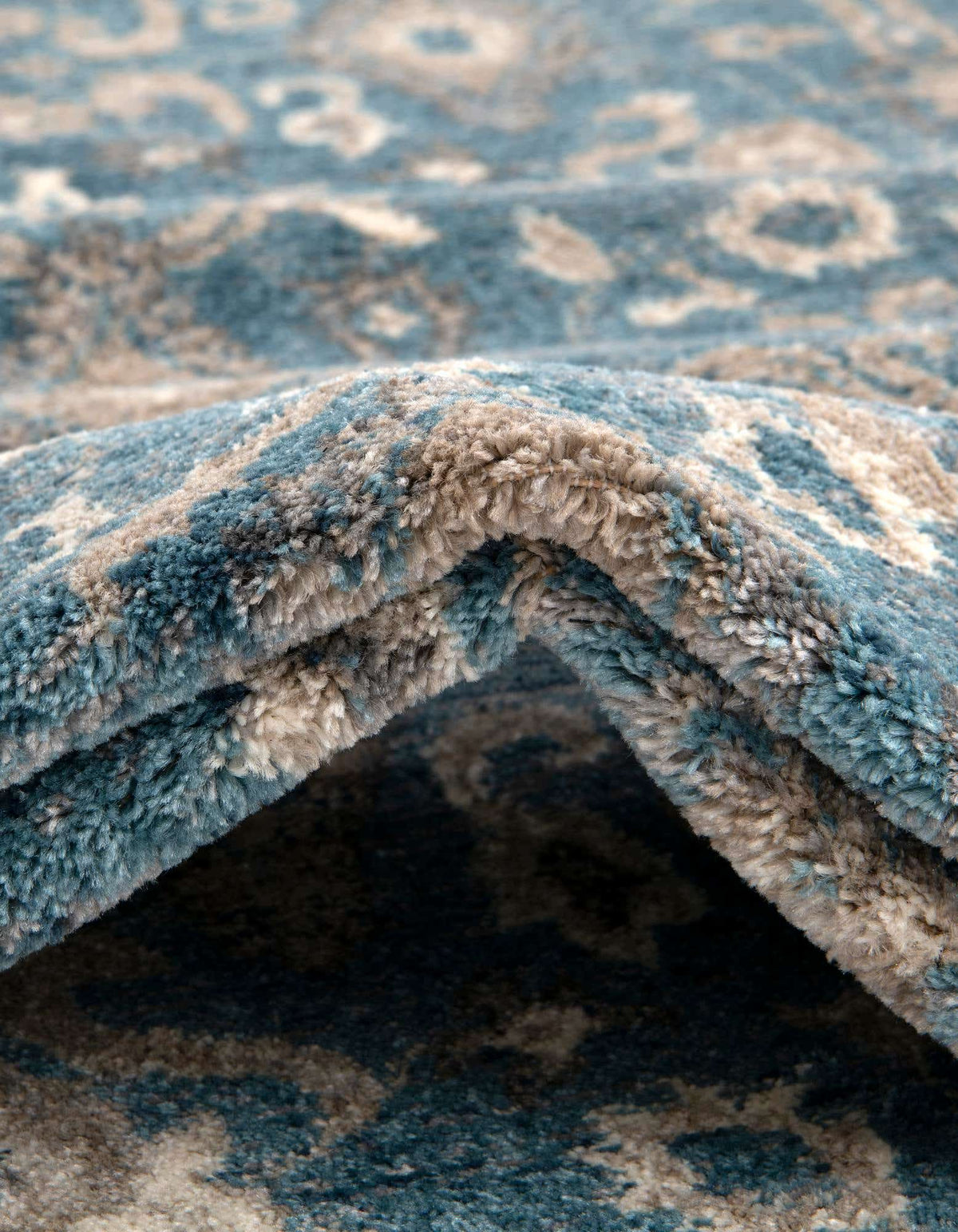 Rechteck Teppich Vienna in Hellblau von Hadorn™ - Lifestyle Image