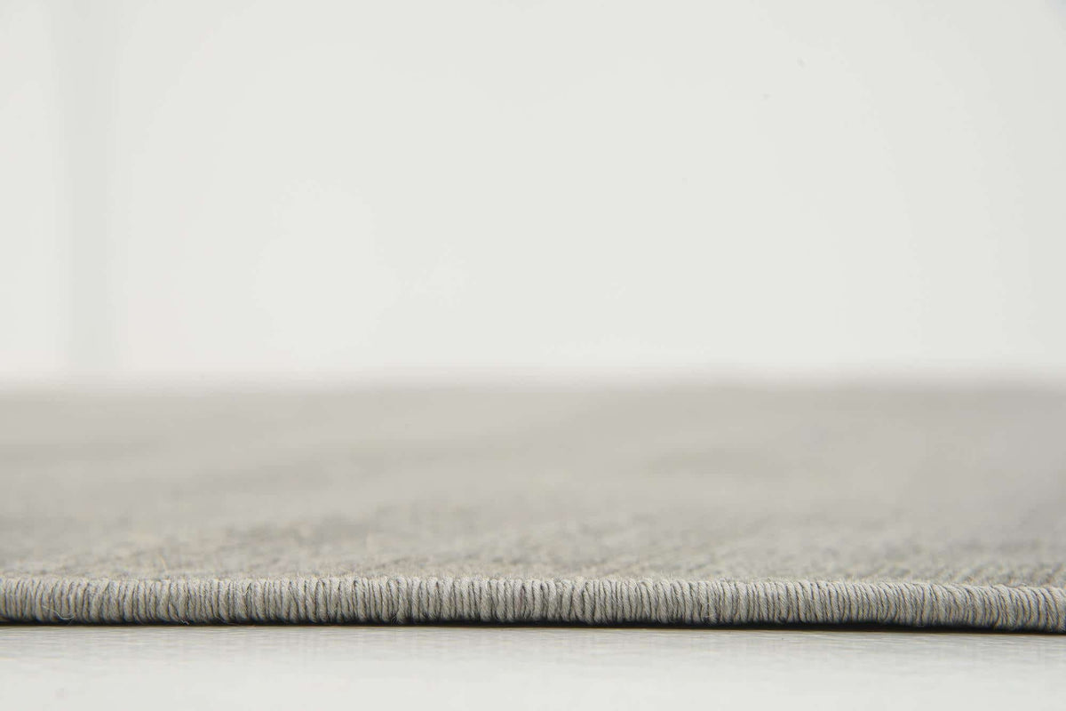 Rund Teppich Tribeca in Grau von Hadorn™ - Lifestyle Image