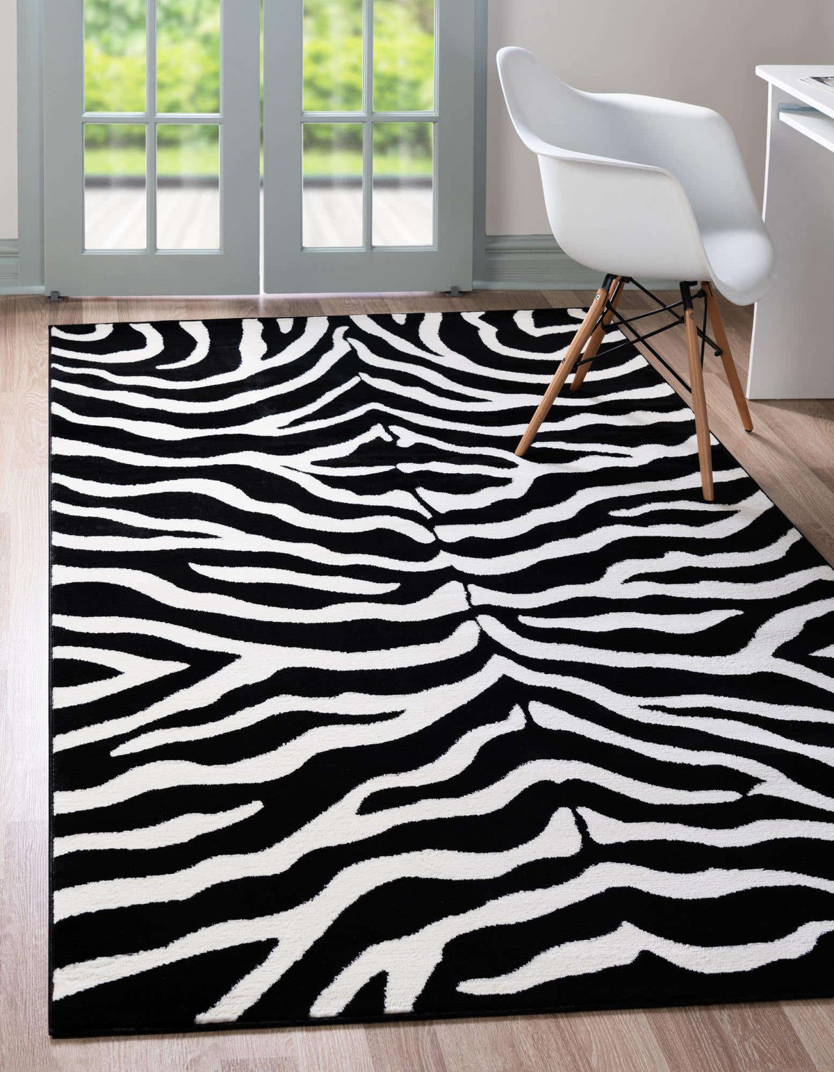 Rechteck Teppich Safari in Schwarz von Hadorn™ - Lifestyle Image