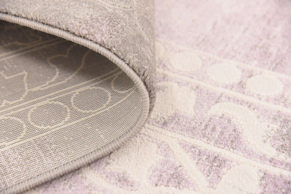 Rechteck Teppich New Vintage in Lila von Hadorn™ - Lifestyle Image