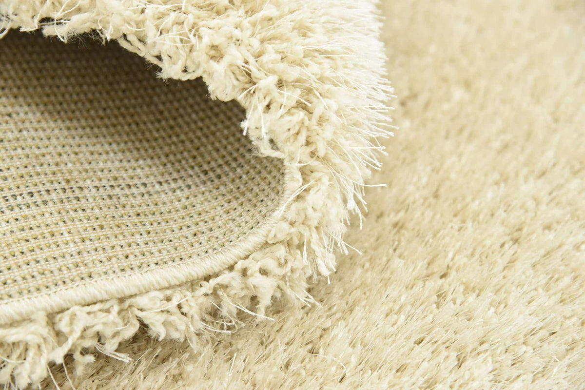 Rechteck Hochflorteppich Luxe Trellis Shag in Beige von Hadorn™ - Lifestyle Image