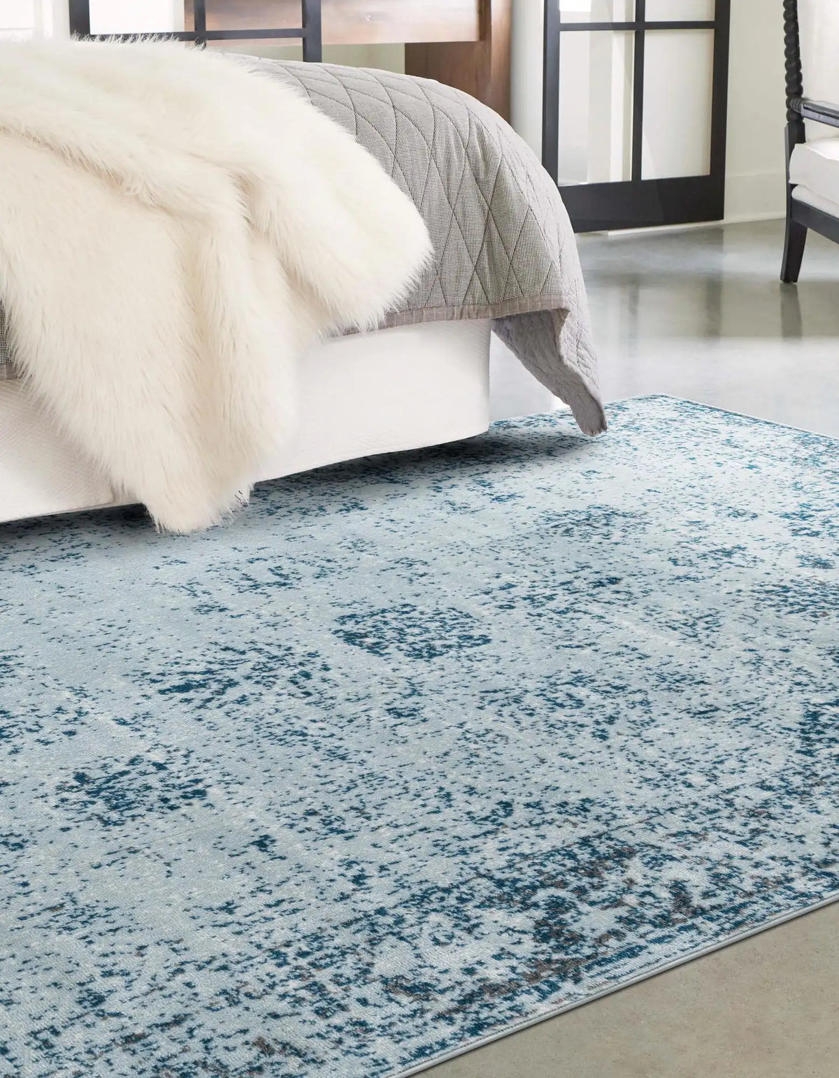 Rechteck Teppich Monaco in Hellblau von Hadorn™ - Lifestyle Image